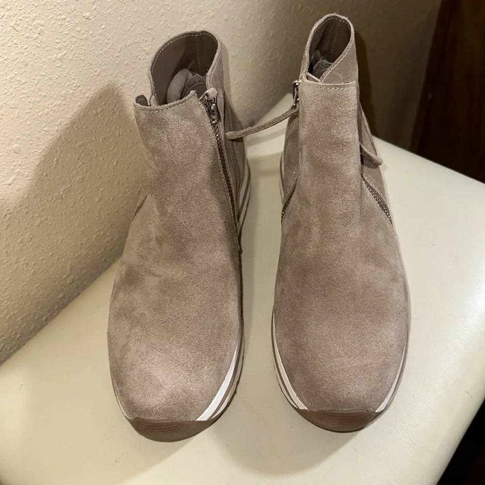 Steve Madden hightops size 8